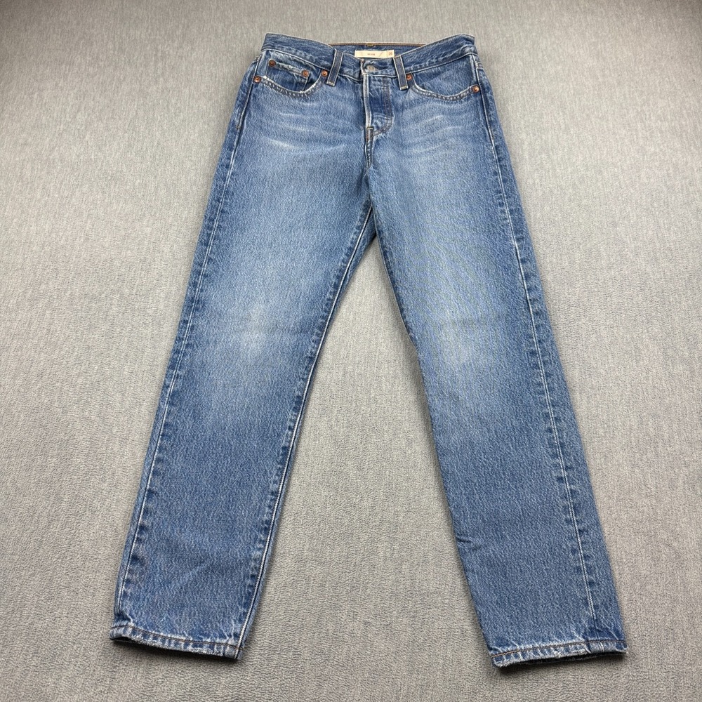 Levis Jeans Women 26x27 Wedgie Ankle Denim Cotton Medium Wash Pockets Button Fly